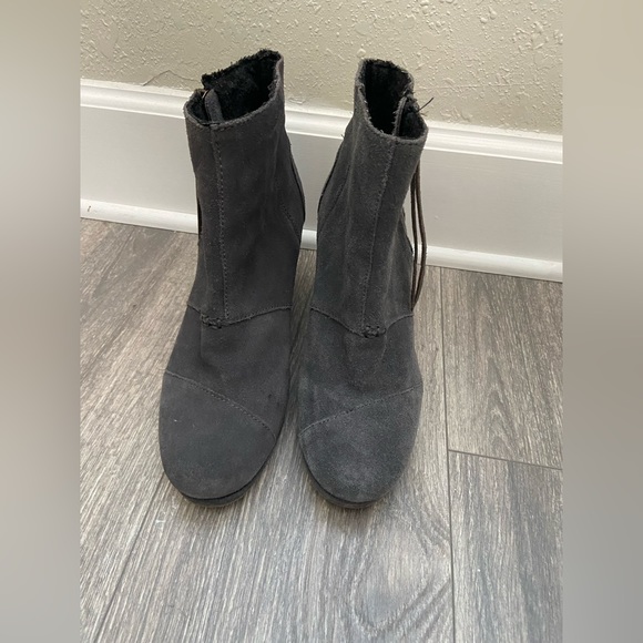 toms gray booties